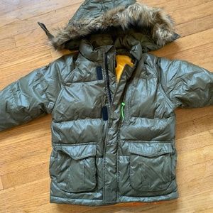 Kids GAP puffer coat size 6/7